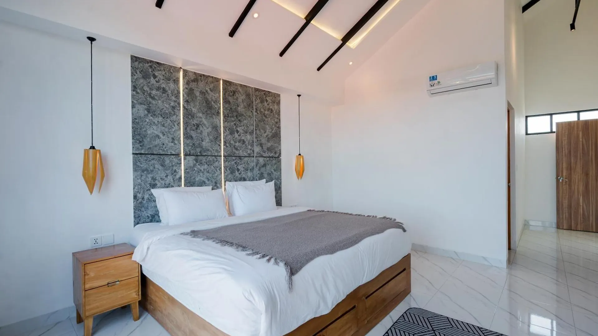 Canggu Loft Villa By Betterplace Seminyak Indonésie